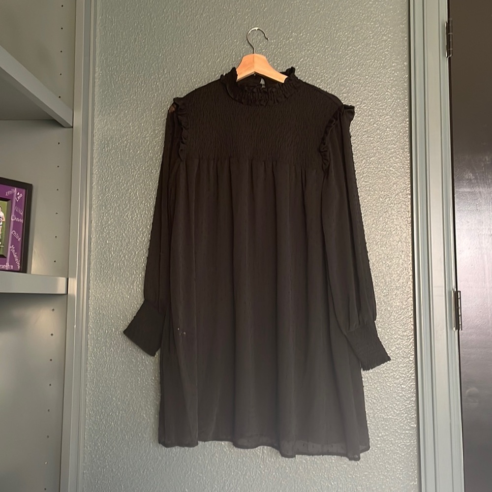 QED London smocked bodice long sleeve high neck black Swiss dot dress size 10